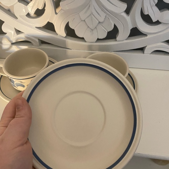 Johnson bros cup and saucer set with creamer pitcher - Picture 9 of 9